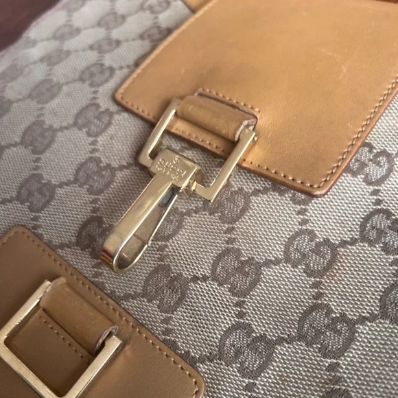 Gucci Vintage Handbag Monogram Gold Hardware - Picture 3 of 16